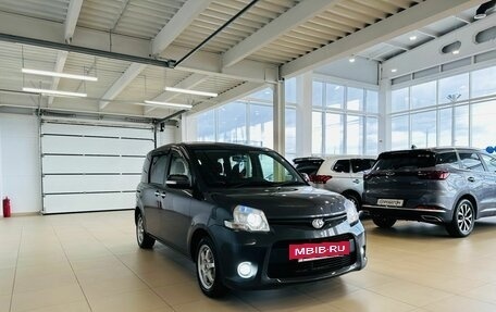 Toyota Sienta I, 2012 год, 1 189 000 рублей, 8 фотография