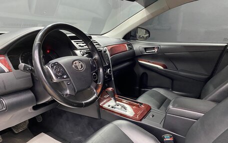 Toyota Camry, 2014 год, 1 690 000 рублей, 9 фотография