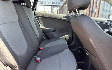 Hyundai Solaris II рестайлинг, 2013 год, 755 000 рублей, 17 фотография