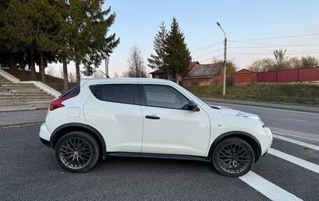 Nissan Juke II, 2013 год, 1 050 000 рублей, 2 фотография