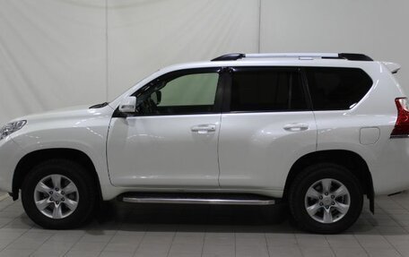 Toyota Land Cruiser Prado 150 рестайлинг 2, 2013 год, 3 150 000 рублей, 8 фотография