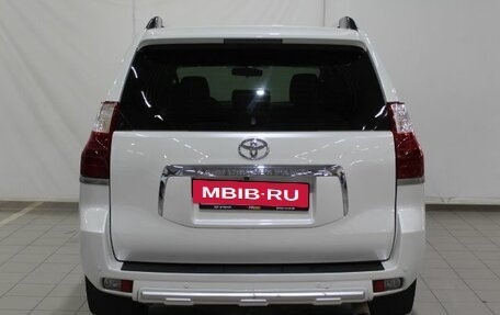 Toyota Land Cruiser Prado 150 рестайлинг 2, 2013 год, 3 150 000 рублей, 6 фотография