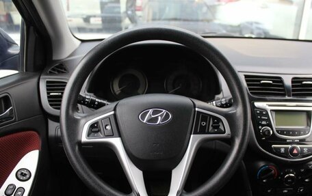 Hyundai Solaris II рестайлинг, 2011 год, 870 000 рублей, 10 фотография