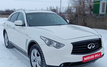 Infiniti QX70, 2013 год, 2 999 600 рублей, 29 фотография