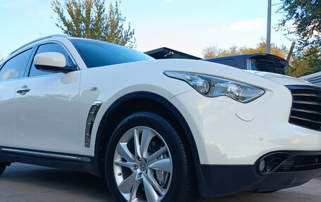 Infiniti QX70, 2013 год, 2 999 600 рублей, 35 фотография