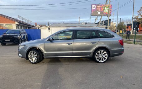 Skoda Superb III рестайлинг, 2012 год, 1 450 000 рублей, 2 фотография