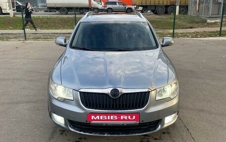 Skoda Superb III рестайлинг, 2012 год, 1 450 000 рублей, 7 фотография