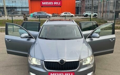 Skoda Superb III рестайлинг, 2012 год, 1 450 000 рублей, 8 фотография