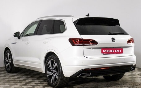 Volkswagen Touareg III, 2019 год, 6 399 000 рублей, 7 фотография