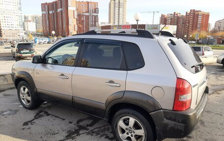 Hyundai Tucson III, 2004 год, 930 000 рублей, 2 фотография