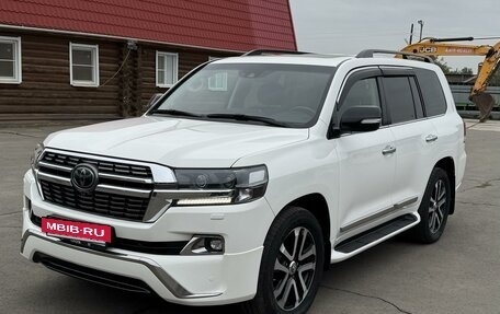 Toyota Land Cruiser 200, 2016 год, 6 100 000 рублей, 3 фотография