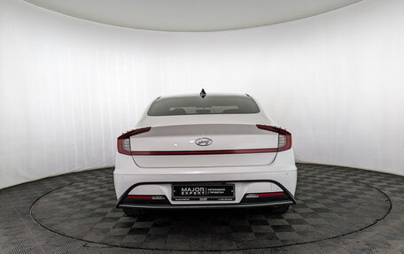 Hyundai Sonata VIII, 2022 год, 2 650 000 рублей, 6 фотография