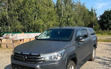 Toyota Hilux VIII, 2015 год, 2 550 000 рублей, 1 фотография