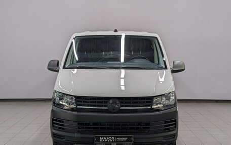 Volkswagen Transporter T6 рестайлинг, 2019 год, 1 530 000 рублей, 2 фотография