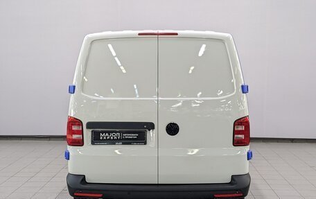 Volkswagen Transporter T6 рестайлинг, 2019 год, 1 530 000 рублей, 6 фотография