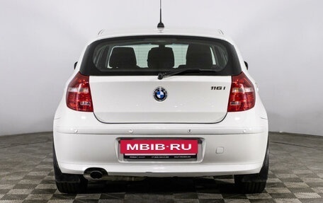 BMW 1 серия, 2011 год, 890 000 рублей, 6 фотография