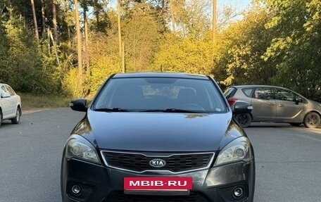 KIA cee'd I рестайлинг, 2011 год, 930 000 рублей, 2 фотография