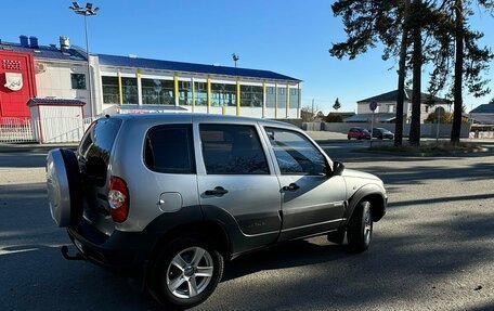 Chevrolet Niva I рестайлинг, 2015 год, 660 000 рублей, 6 фотография