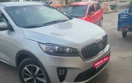 KIA Sorento III Prime рестайлинг, 2018 год, 2 100 000 рублей, 4 фотография