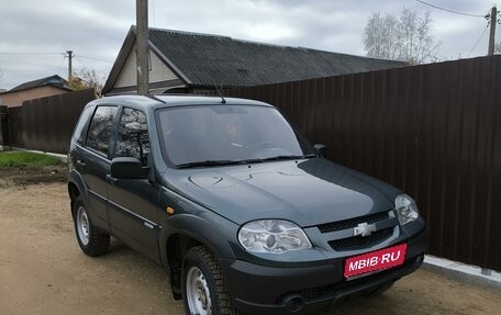 Chevrolet Niva I рестайлинг, 2011 год, 630 000 рублей, 1 фотография