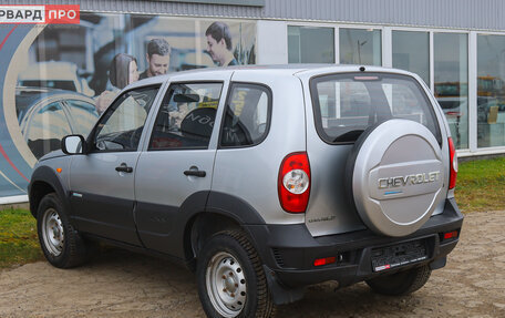 Chevrolet Niva I рестайлинг, 2011 год, 530 000 рублей, 16 фотография