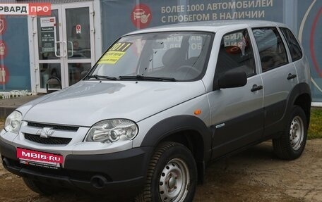 Chevrolet Niva I рестайлинг, 2011 год, 530 000 рублей, 15 фотография