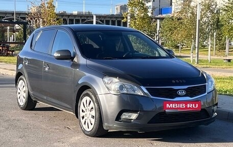 KIA cee'd I рестайлинг, 2010 год, 850 000 рублей, 10 фотография