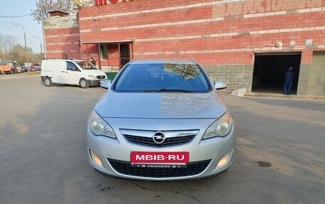 Opel Astra J, 2012 год, 890 000 рублей, 2 фотография