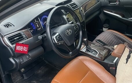 Toyota Camry, 2017 год, 2 440 000 рублей, 6 фотография