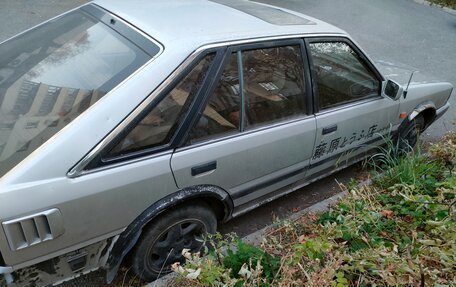 Nissan Bluebird VIII, 1989 год, 200 000 рублей, 4 фотография