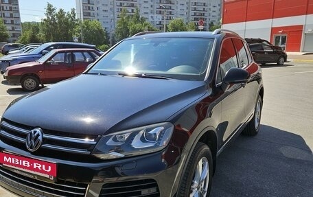 Volkswagen Touareg III, 2013 год, 2 600 000 рублей, 2 фотография