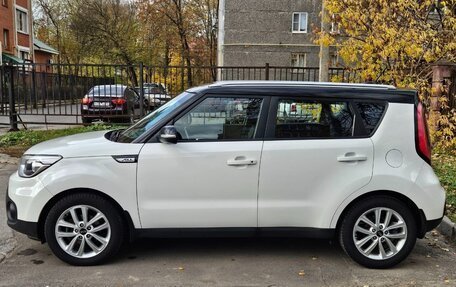 KIA Soul II рестайлинг, 2017 год, 1 600 000 рублей, 2 фотография