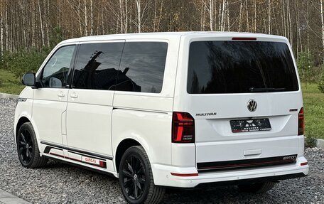 Volkswagen Multivan T6 рестайлинг, 2021 год, 8 000 000 рублей, 7 фотография