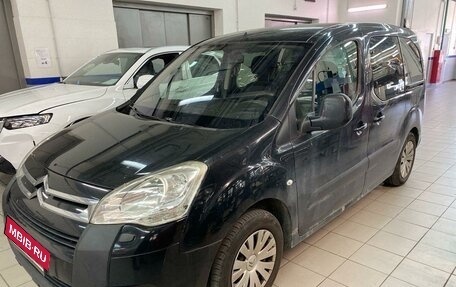 Citroen Berlingo II рестайлинг, 2009 год, 697 000 рублей, 3 фотография