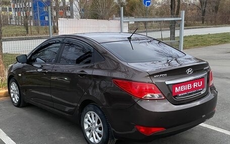 Hyundai Solaris II рестайлинг, 2015 год, 880 000 рублей, 7 фотография