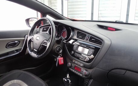 KIA cee'd III, 2014 год, 1 190 000 рублей, 2 фотография