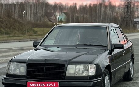 Mercedes-Benz E-Класс, 1992 год, 340 000 рублей, 1 фотография