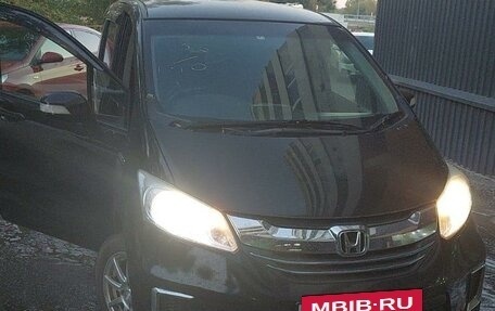 Honda Freed I, 2014 год, 1 400 000 рублей, 19 фотография