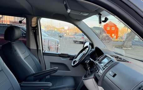 Volkswagen Caravelle T5, 2013 год, 2 150 000 рублей, 9 фотография