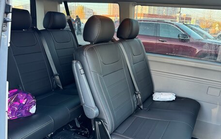 Volkswagen Caravelle T5, 2013 год, 2 150 000 рублей, 10 фотография