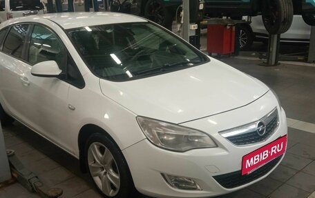 Opel Astra J, 2012 год, 750 000 рублей, 2 фотография