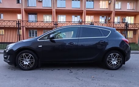 Opel Astra J, 2015 год, 1 490 000 рублей, 3 фотография