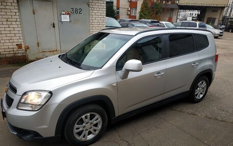 Chevrolet Orlando I, 2012 год, 1 050 000 рублей, 1 фотография