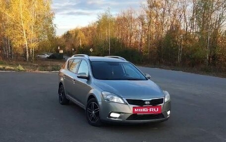 KIA cee'd I рестайлинг, 2010 год, 850 000 рублей, 8 фотография