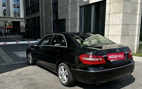 Mercedes-Benz E-Класс, 2012 год, 1 899 000 рублей, 15 фотография