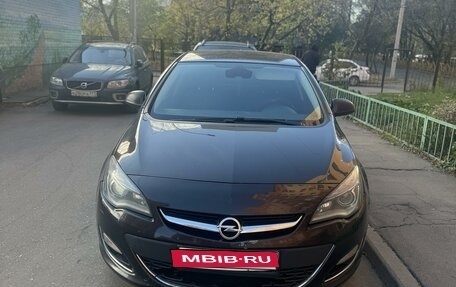 Opel Astra J, 2014 год, 770 000 рублей, 5 фотография