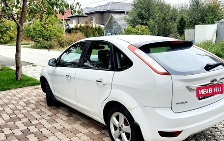 Ford Focus II рестайлинг, 2009 год, 700 000 рублей, 3 фотография