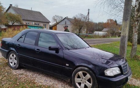 Mercedes-Benz C-Класс, 1997 год, 280 000 рублей, 3 фотография