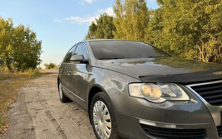 Volkswagen Passat B6, 2007 год, 770 000 рублей, 2 фотография