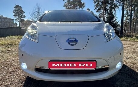 Nissan Leaf I, 2013 год, 560 000 рублей, 5 фотография